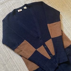Levi’s long sleeve cardigan sweater